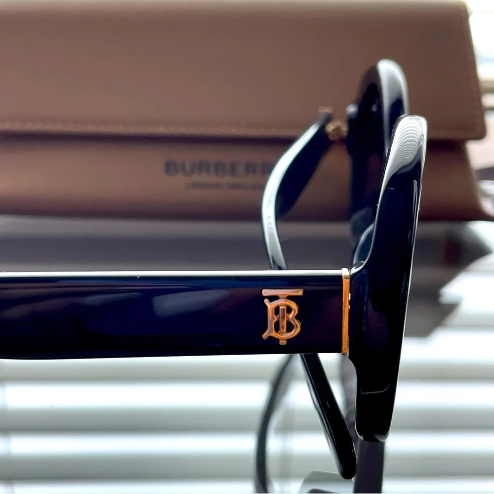 New Burberry Round Unisex Sunglasses